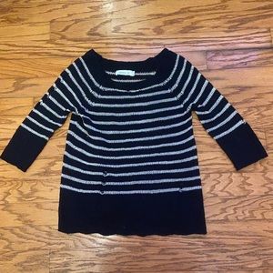 Laurie b. Women’s Sweaters Scoop Neck